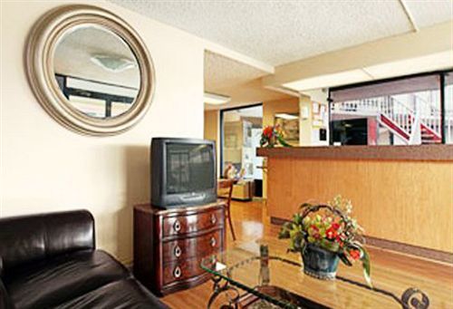 Express Inn & Suites Clearwater Pinellas Park Exteriér fotografie
