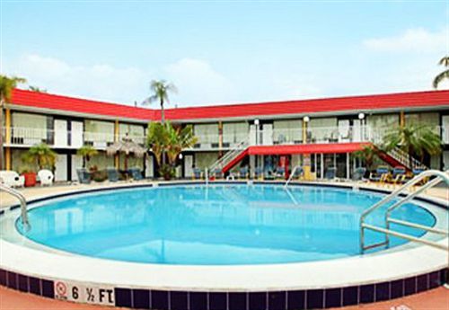Express Inn & Suites Clearwater Pinellas Park Exteriér fotografie