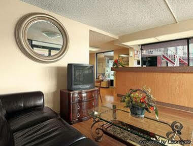 Express Inn & Suites Clearwater Pinellas Park Exteriér fotografie