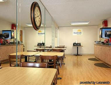 Express Inn & Suites Clearwater Pinellas Park Exteriér fotografie